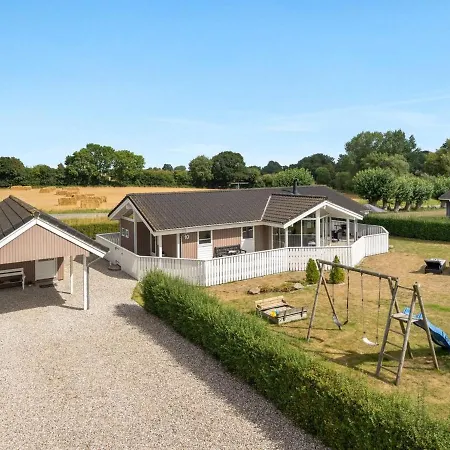 Holiday home Stefanka - 600m From The Sea In Funen By Interhome *